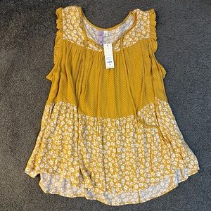 Francesca’s tank top NEW